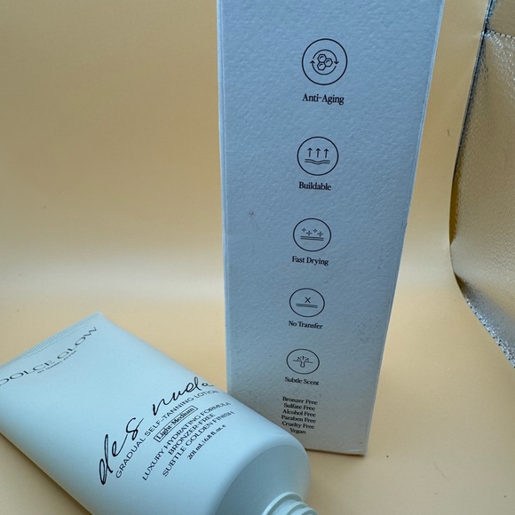 Nib dolce glow by isabel Alysa light- medium gradual self tanning lotion - Picture 7 of 8